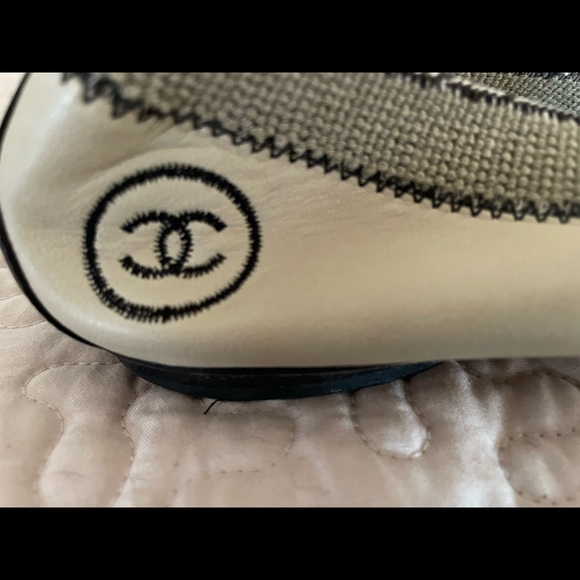 Chanel Cap Toe Elastic Flats - Picture 3 of 7